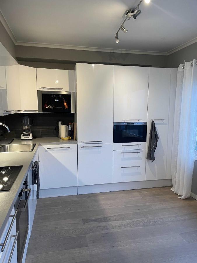 In - With One Bedrooms And Parking In The City Of