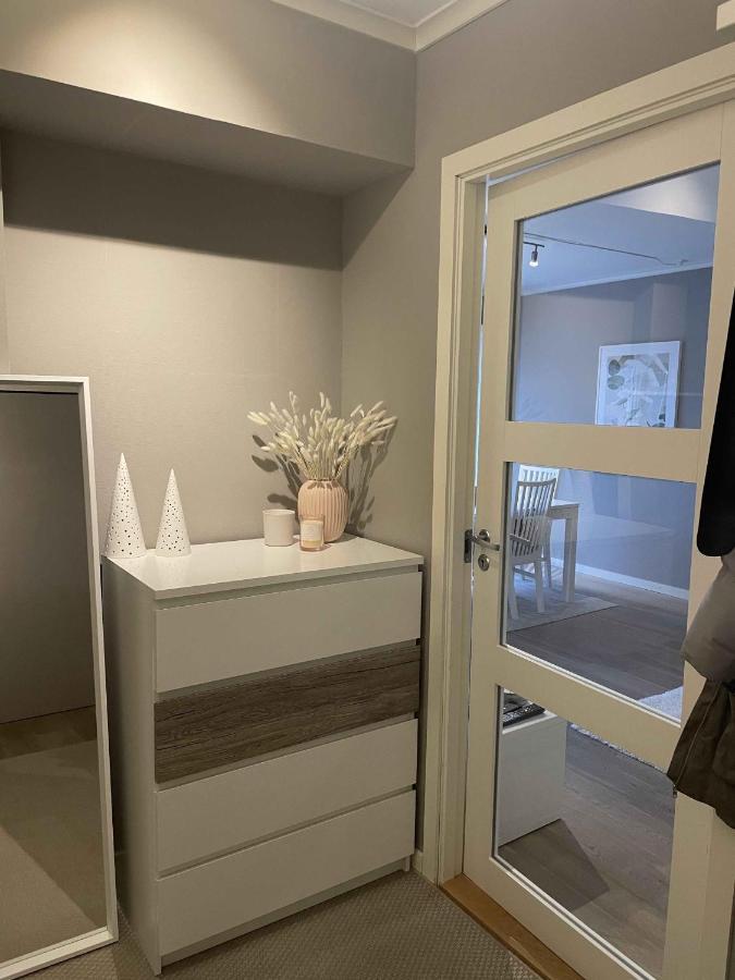 In - With One Bedrooms And Parking In The City Of